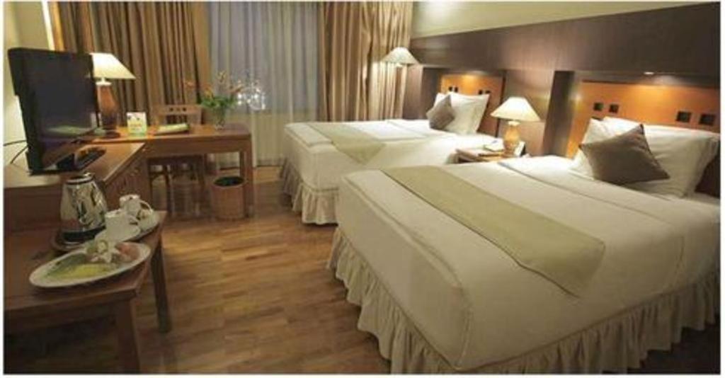 Oasis Amir Hotel Джакарта Экстерьер фото