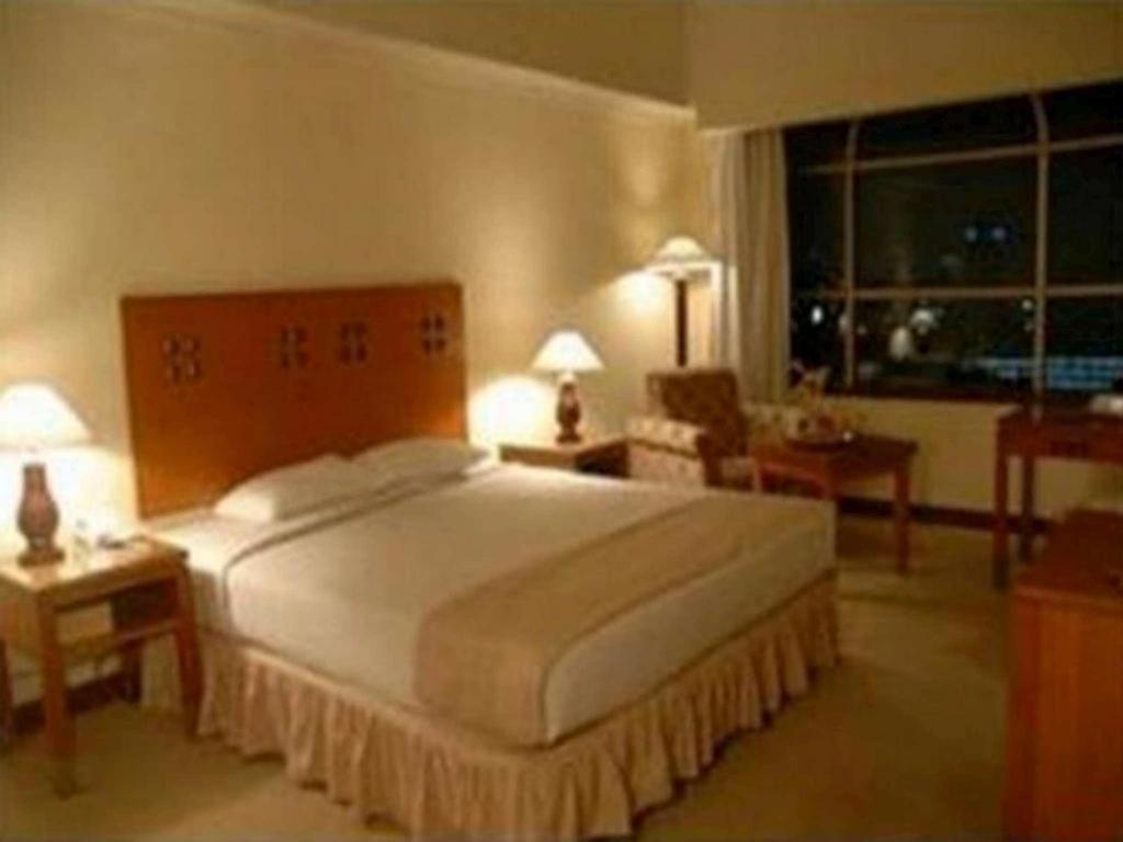 Oasis Amir Hotel Джакарта Экстерьер фото